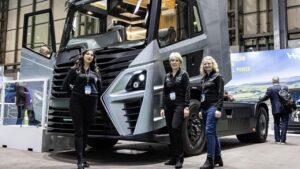 Billionaire Issa brothers back hydrogen-powered lorry start-up