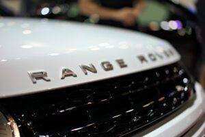 Jaguar Land Rover Creates 300 New Jobs in West Midlands