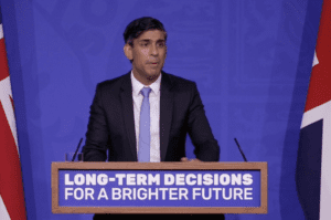 Rishi Sunak announces plan to gradually ban smoking