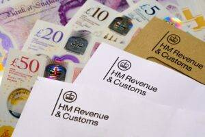 HMRC promotes tax payment plan as self-assessment deadline looms
