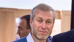 Abramovich faces fresh calls for HMRC probe over potential £1bn tax b &hellip;