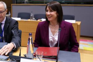 UK ministers to meet bank bosses over small business lending amid acce &hellip;