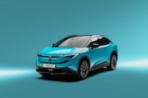 Nissan unveils new electric car to be built in UK
