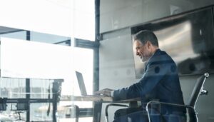 Half of Brits would trust AI for legal advice, survey finds – but ex &hellip;