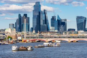 UK services sector shows signs of ‘fragile recovery’ despite job c &hellip;