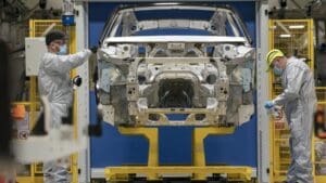 UK vehicle manufacturing hits 70-year low as industry faces tariff tur &hellip;