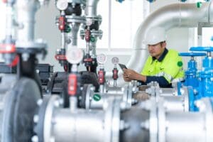 Labour to slash electricity charges for UK factories amid industrial s &hellip;